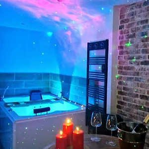 https://au-spa-de-llea.fr-provencehotel.com